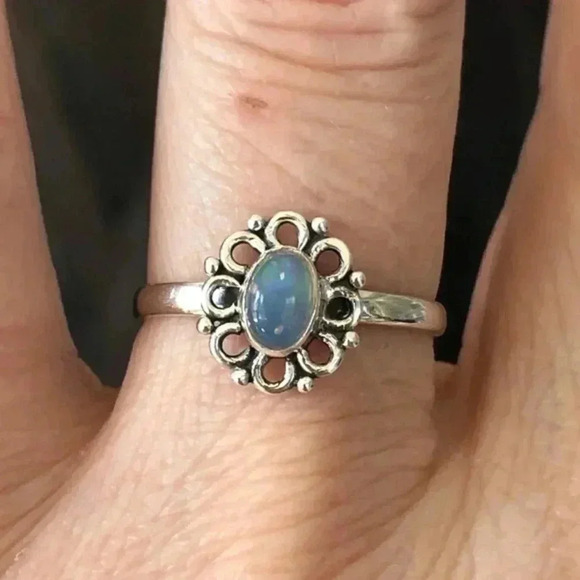 SIZE 8 Authentic Ethiopian Opal Solid 925 Sterling Silver Ring - Picture 2 of 4